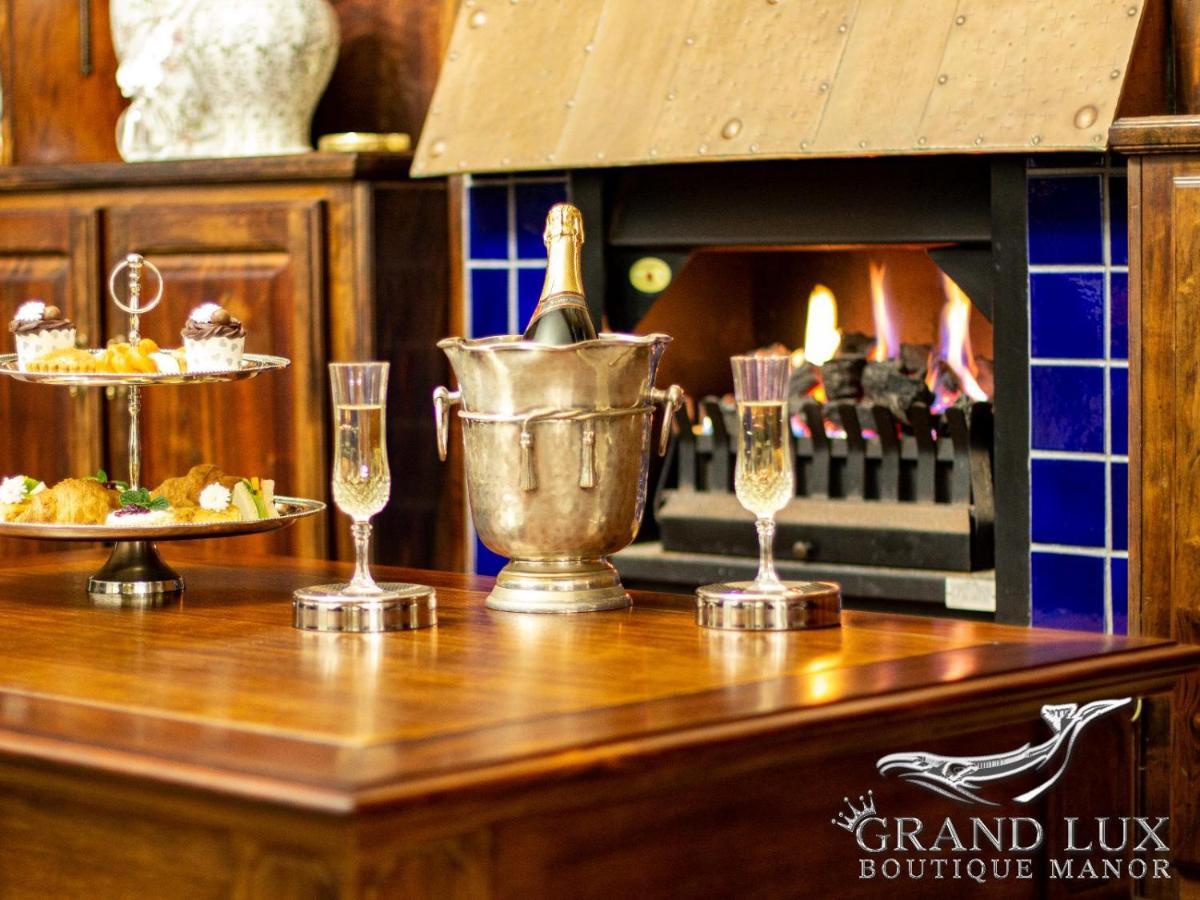 Grand Lux Boutique Manor Hotel Hermanus Bagian luar foto