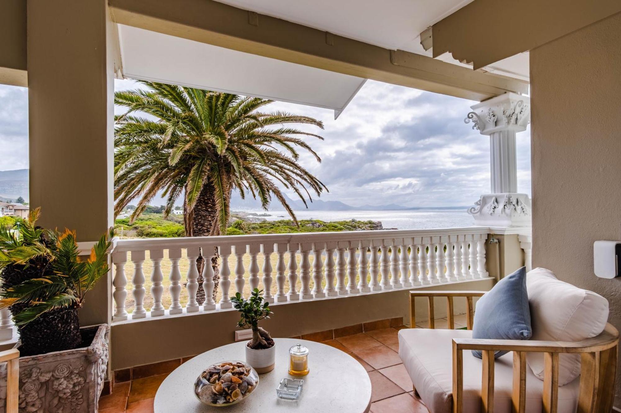 Grand Lux Boutique Manor Hotel Hermanus Bagian luar foto